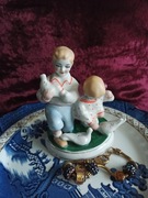 Figurka porcelanowa dzieci i gołębie vintage Połonne