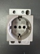 Eaton Gniazdo Modułowe 2P+Z 16A 250V Schuko Na Szynę 