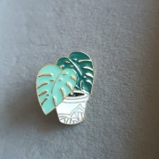 Piękna nowa złota przypinka igłowa kwiat , monstera
