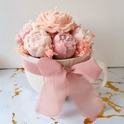 Świece sojowe w filiżance bukiet ze świec flower box piwonie peony prezent