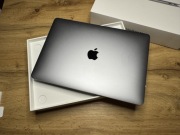 Apple Macbook Air 13" 2020, M1, 8GB, 256GB - Szary - dobry stan