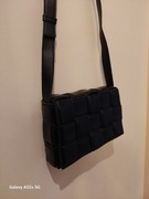 Czarna torebka House