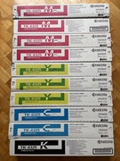 Zestaw 10 oryginalnych kaset tonerów KYOCERA TK-8325K