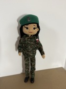 Lalka Żołnierz na szydełku