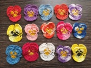 Zestaw bratków kolorowe na szydełku zestaw 