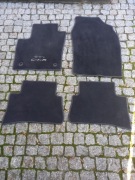 Sprzedam dywaniki welurowe do Toyoty C-HR