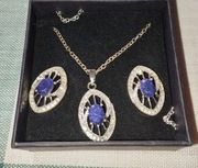 Komplet biżuterii: wisiorek i kolczyki, imitacja szafiru