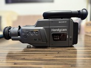 Kamera Video8 SONY CCD-F250E + mega zestaw akcesoriów