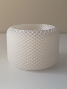 Geometryczna osłonka doniczki biala