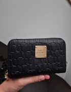 Ładny nowy portfel River Island monogram