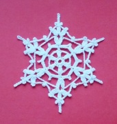 Szydełkowe gwiazdki śnieżynki ozdoby choinkowe