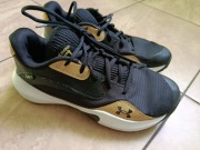 Buty halowe UNDER ARMOUR  Lockdown 7 Low