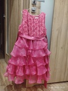 Elegancka rozkloszowana sukienka 146