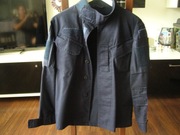 Mundur do klasy policyjnej liceum ogólnokształcącego kolor niebieski.