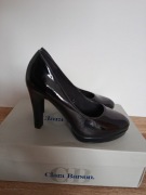 Damskie czarne szpilki, półbuty, czółenka 