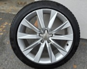 koła 19 audi E8,5J 19H2 ET32. kpl.4szt z oponami zima 4,5-5,5 4g8601025ad