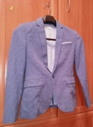 Sprzedam komplet ubrań: 6 koszul + marynarka + spodnie.