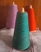 Włóczka różne kolory.