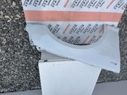 Audi A4 B9 błotnik RH kolor LS9R biała perła