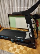 Bieżnia elektryczna URBOGYM V650M (z masażerem) - prawie nowa 