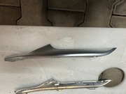 Listwy ozdobne lewa i prawa  zderzak przedni chrom Grand Cherokee 2023 rok