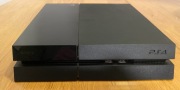 PlayStation 4 500GB +2 pady +stacja ładowania +4 gry +karton +paragon