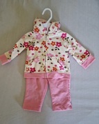 Komplet bluza i spodenki, 9 miesięcy