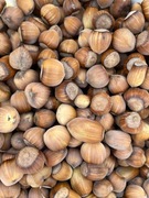 Orzechy laskowe niełuskane 1kg zbiór 2025r.