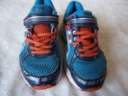 Przewiewne buty sportowe chłopiec 33