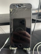 Apple IPhone 7 pusty bez baterii