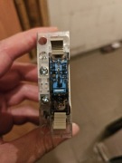 Przekaźnik bezpieczeństwa z gniazdem Omron 