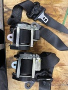 Komplet pasów przód Mondeo MK4 lewy i prawy