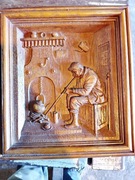 Drewniana płaskorzeźba 