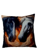 Poduszka dekoracyjna z motywem konia – 45x45 cm z wkładem