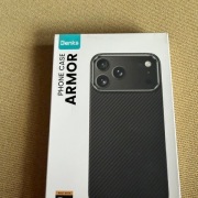 Benks Etui Magnetic Carbon Kevlar Armor air 600D dla iPhone 17 Pro Max