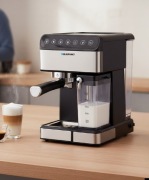 NOWY Ekspres ciśnieniowy BLAUPUNKT CMP601 15 bar | Latte/Cappuccino System