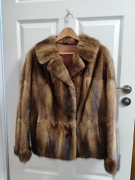 Futro z piżmaka naturalne kurtka klasyczny krój 