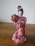 Piękna porcelanowa złocona figurka gejszy ZOBACZ 