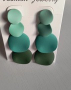 Kolczyki Flora metalowe krople nakładane Fashion Jewelry multikolor zielony