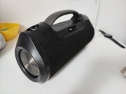 Glosnik 60Watt bardzo dobrze gra 