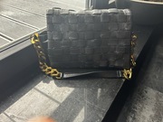 Zara torebka listonoszka skóra naturalna czarna