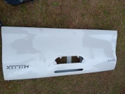 tylna klapa bagażnika toyota hilux 2022