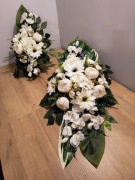 Stroik na grób ,kompozycja na cmentarz ,wiązanka z wazonem, zestaw K23k