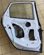 Drzwi lewy tył BMW F45 A96