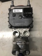 Zawór hamulca Mercedes Actros Atego A0044314906