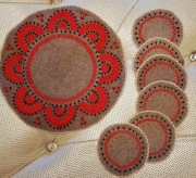 Lniana serwetka +6szt pod filiżankę ręcznie wyszywana