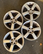 4 felgi mitsubishi oryginał j18 7jj