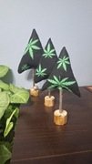 Komplet materiałowych choinek na pniu, rękodzieło