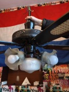 Lampa sufitowa z wiatrakiem 