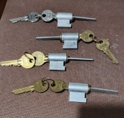 Wkładka zamka drzwi Autosan H9 nowe .